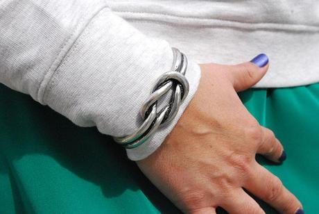 Combinar un vestido y conseguir un look para el día a día combinar un vestido