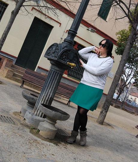 Combinar un vestido y conseguir un look para el día a día combinar un vestido