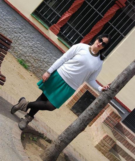 Combinar un vestido y conseguir un look para el día a día combinar un vestido