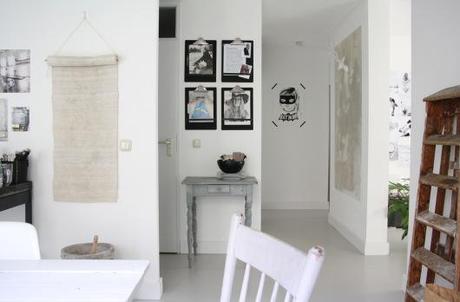 LA VIVIENDA EN BLANCO Y NEGRO DE UNA BLOGGER HOLANDESA