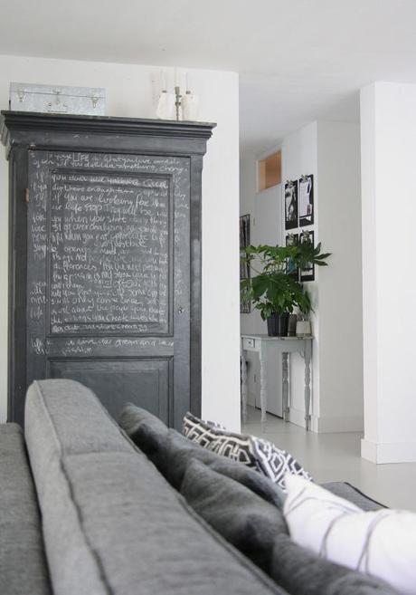 LA VIVIENDA EN BLANCO Y NEGRO DE UNA BLOGGER HOLANDESA