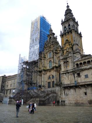 Catedral de Santiago de Compostela: Patrimonio de la Humanidad (1985) (en conjunto con la ciudad vieja) y Bien de Interés Cultural (1896)