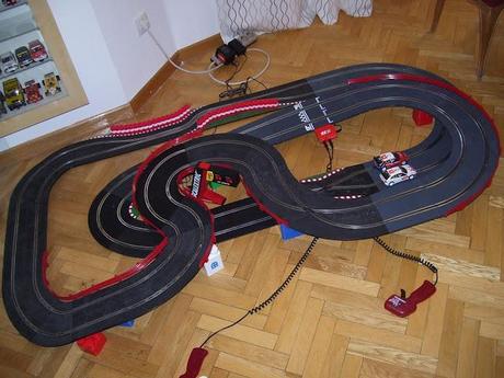 Montaje nº 87. Scalextric pequeño de dos plantas.