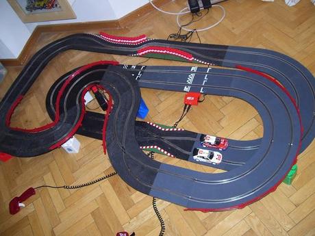 Montaje nº 87. Scalextric pequeño de dos plantas.