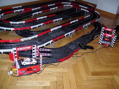 Montaje nº 90. Circuito con 2 cajones del pack cron rally.