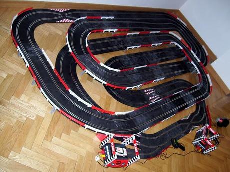 Montaje nº 90. Circuito con 2 cajones del pack cron rally.