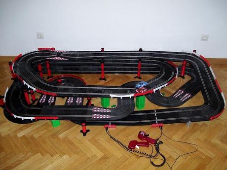 Montaje nº 99. Pequeño circuito de 3 plantas.