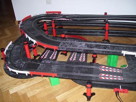 Montaje nº 99. Pequeño circuito de 3 plantas.