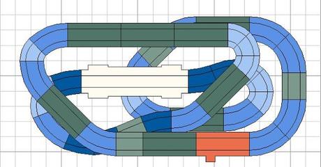 Diminuto rally de 3 plantas rodeado por un pequetren