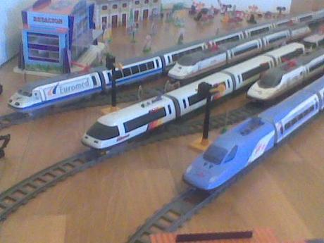 Artículo nº 2. Como montar un único circuito con dos pequetrenes de alta velocidad.