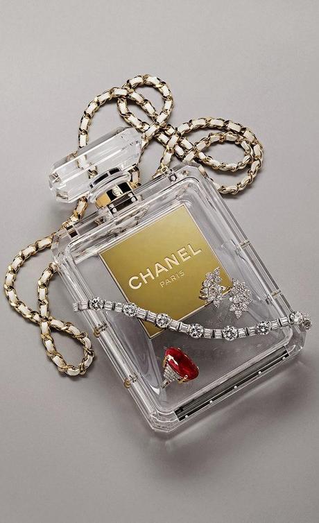 Última tendencia: el bolso Chanel nº 5