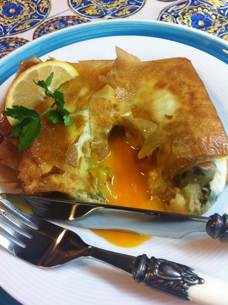 Brick De Huevo Y Atún Tunecino