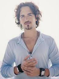 Octubre : Seguimos siendo chéveres