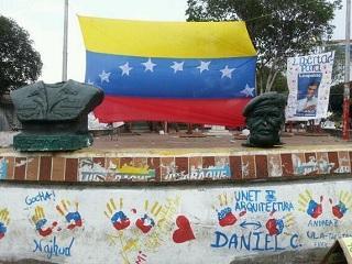 Circula en redes sociales fotografía de estatua de Hugo Chávez que habría sido decapitada en Táchira
