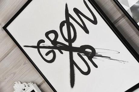 Dale vida a una cómoda Malm de Ikea con vinilo