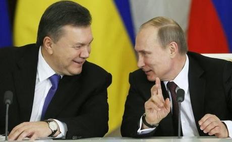 la-proxima-guerra-reaparece-en-moscu-rusia-yanukovich-y-putin-le-da-asilo-proteccion