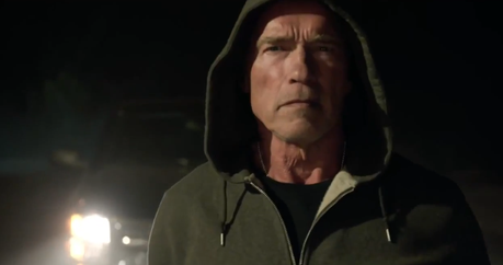 Schwarzenegger, acosado por un asesino en el nuevo tráiler de 'Sabotage'