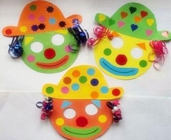 Máscaras de payaso para un carnaval infantil