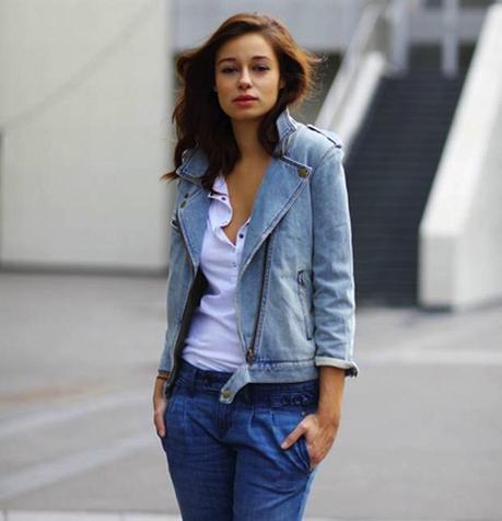 THE JACKET THAT TALKS