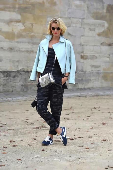 THE JACKET THAT TALKS THE JACKET THAT TALKS