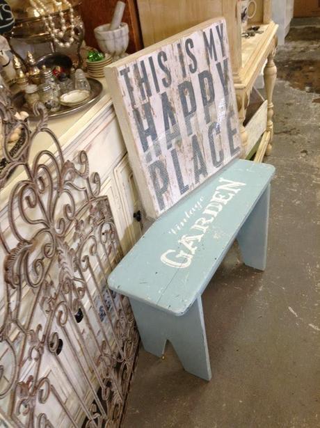 DECOR, DECOR, DECOR….