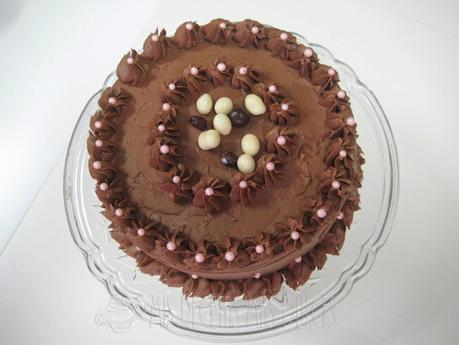 LAYER CAKE DE CREMA DE CHOCOLATE Y CONGUITOS