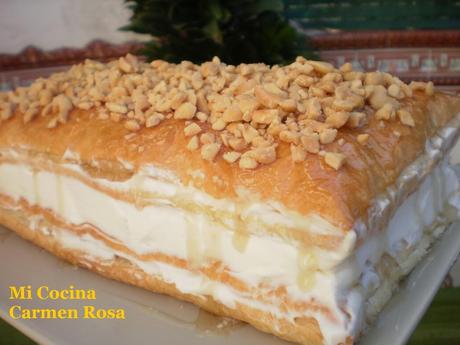 PASTEL DE HOJALDRE GLASEADO CON AROMA A WHISKY Y CACAHUETES