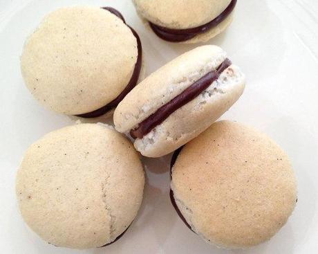 recetas delikatissen receta macaroons de vainilla postres delikatissen macaroons receta Macaroons de vainilla rellenos de chocolate 