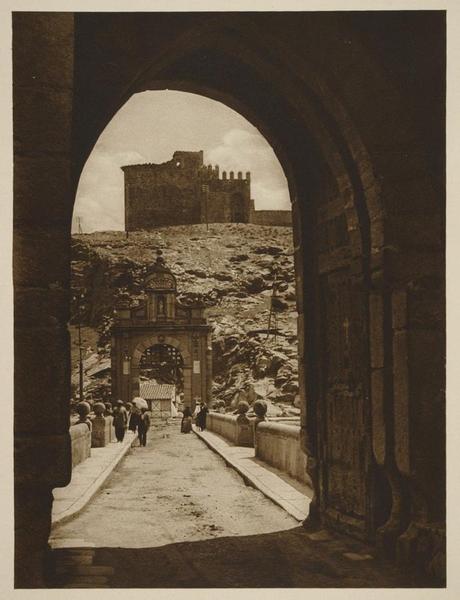Toledo en 1915 fotografiado por Kurt Hielscher