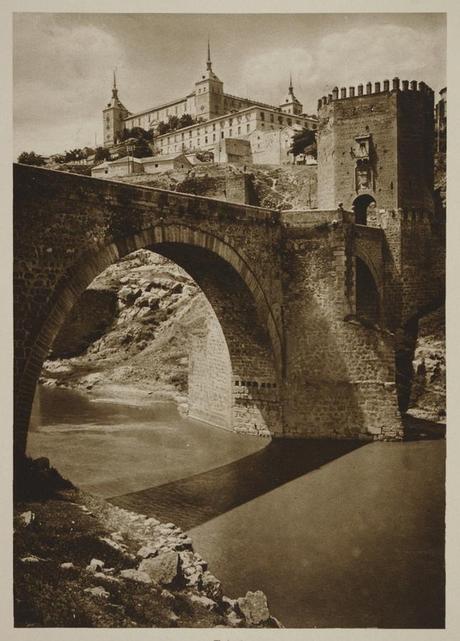 Toledo en 1915 fotografiado por Kurt Hielscher