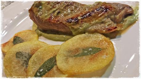 Secreto Ibérico con Crema de Pimientos Verdes y Patatas Fritas Especiales