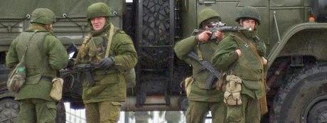 la-proxima-guerra-soldados-no-identificados-invaden-aeropuertos-en-crimea-ucrania