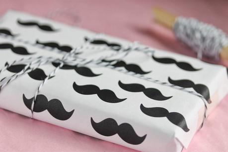 Wrapp Mostachos Descargable