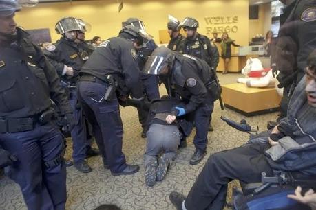 Derechos humanos, Estados Unidos: ¡hipócrita,  saca primero la viga de tu ojo! [+ fotos]