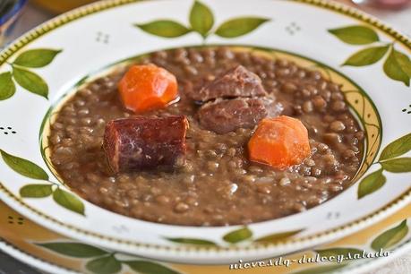 LENTEJAS ESTOFADAS CON CHORIZO