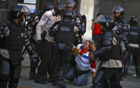 Maduro ordena torturar!