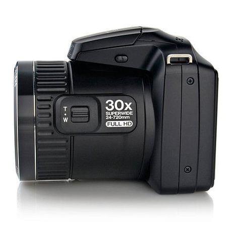 Fujifilm FinePix S6800 lado