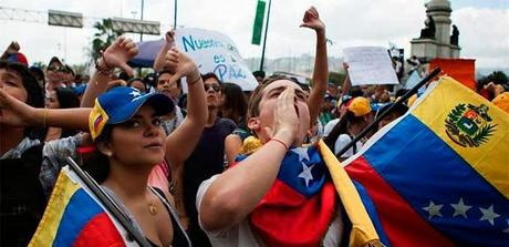 Venezuela: 1044 presos por las manifestaciones, 409 son estudiantes