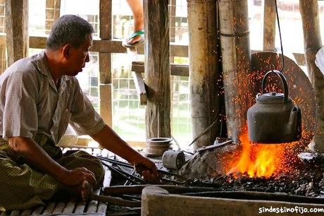 los orfebres en Inle Lake