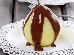 PERAS CON SALSA DE CHOCOLATE
