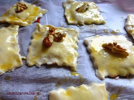 Ravioles o Strudel con Cabello de Ángel y Jamón