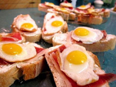 huevos-de-codorniz-con-jamon-serrano-