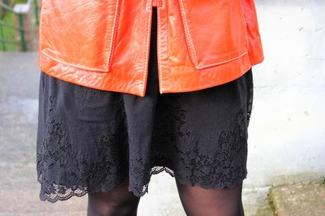 MIS LOOKS  - NARANJA Y NEGRO
