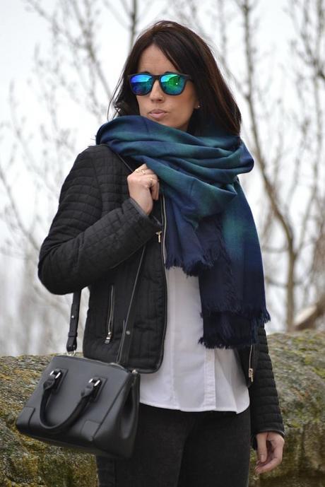 SUNGLASSES FOR MONDAY