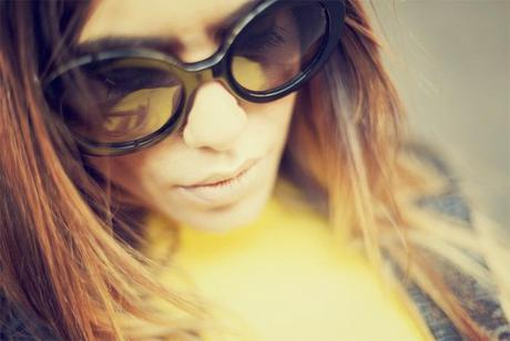 street style barbara crespo mellow yellow zara sweater chanel fashion blogger blog de moda outfit