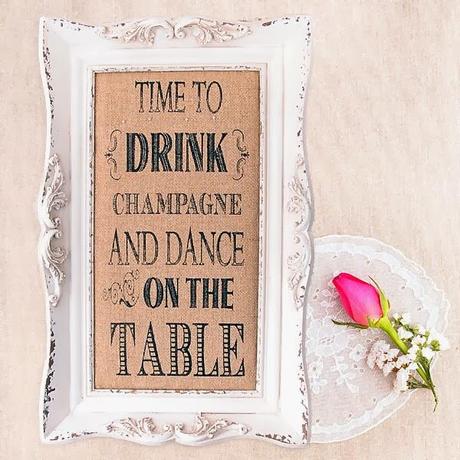 SORTEO: ¡Cartel 'Time to Drink Champagne and Dance on the Table'!