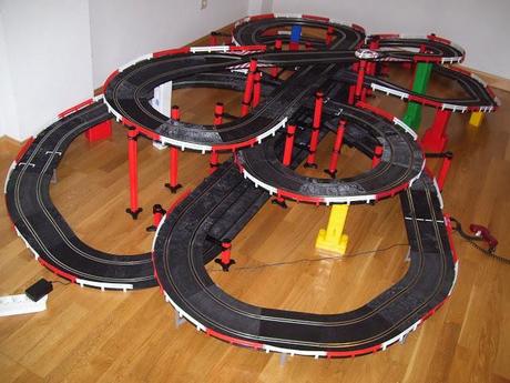 Montaje nº 50. Doble trebol de cuatro hojas con cruce de 7 plantas.