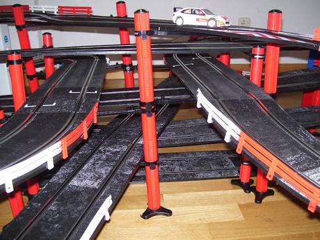 Montaje nº 50. Doble trebol de cuatro hojas con cruce de 7 plantas.