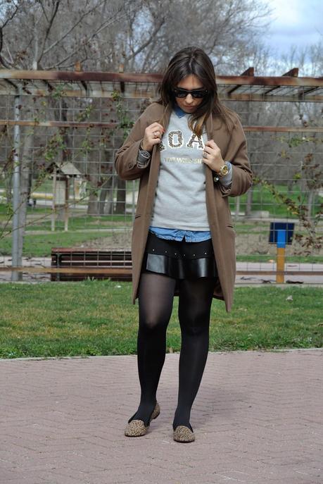 SWEATSHIRT&SKIRT.-