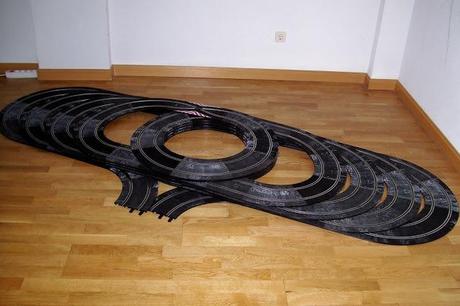 Montaje nº 75. La montaña, subida y bajada a un laberinto de 8 plantas.